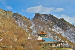 Kloster Aryabal - Kloster im Berg